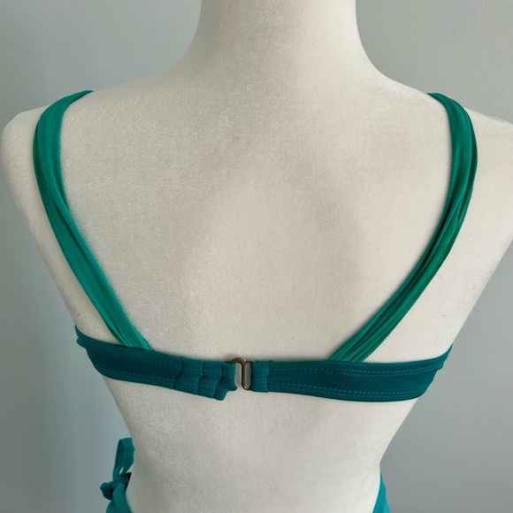 Marigo Bikini Top Ladies‘ Size 6 and Pareo - Picture 4 of 9